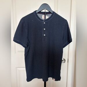 Brooks Brothers Red Fleece Navy Polka Dot Short Sleeve Henley Size Medium